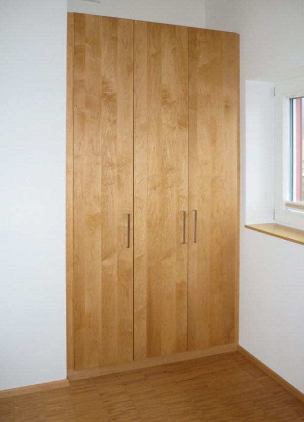 Massivholzverarbeitung, Meisterbetrieb, individuelle Möbel, Massivholz